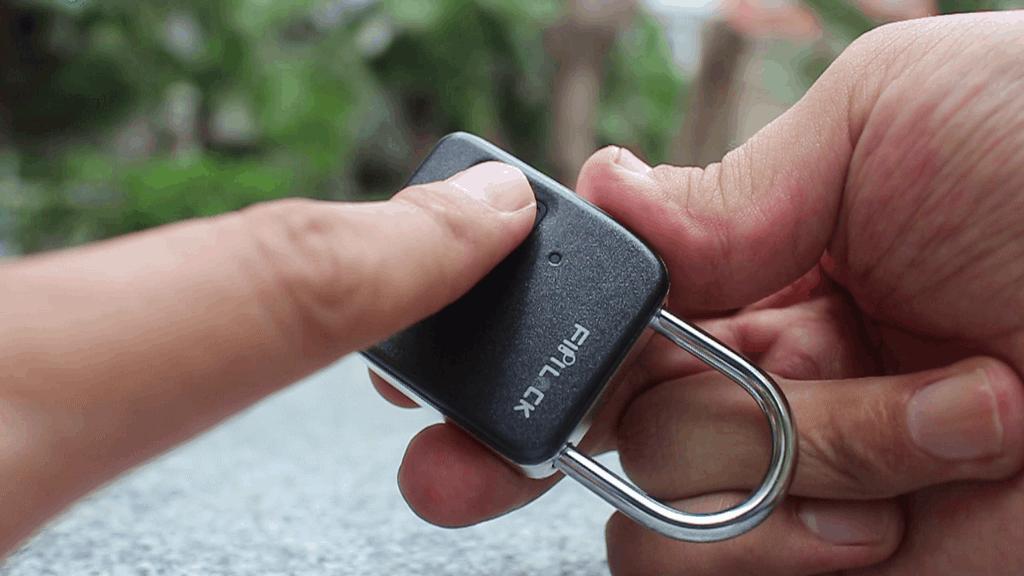 一指即开的指尖魔法沃圣指纹锁体验