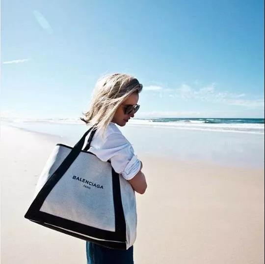 好看又时尚的帆布包,好看实用的帆布包回头率满满