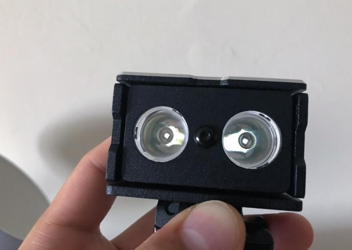 嗡嗡嗡—松下“爱老婆”enelooppro-让闪灯击发1500次的电池!