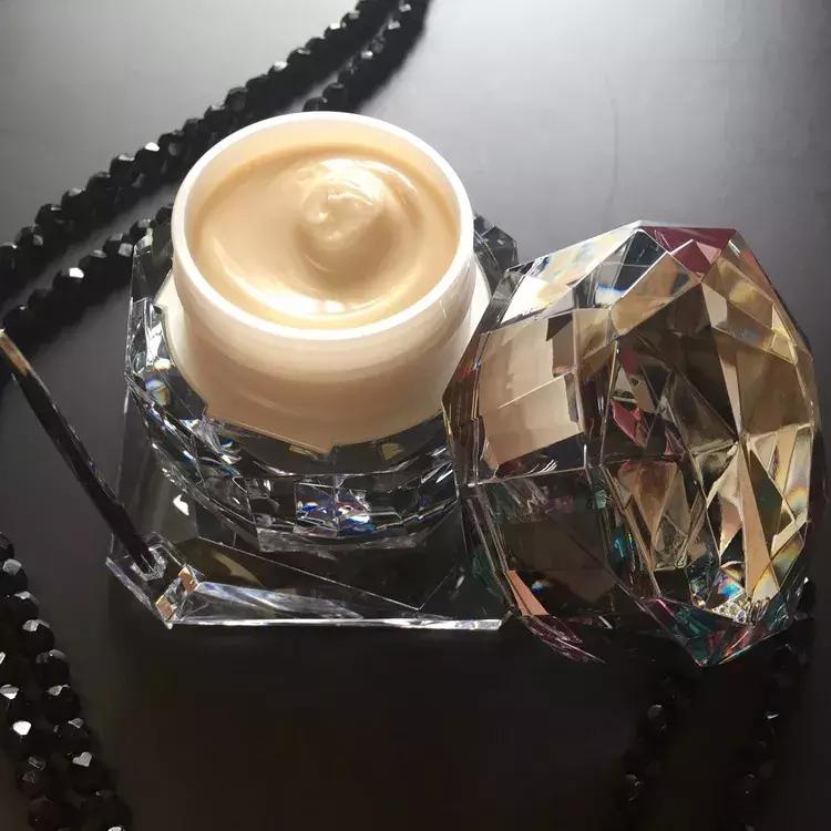 真贵妇界公认最值得买的一款面霜,日本贵妇面霜哪个牌子好用