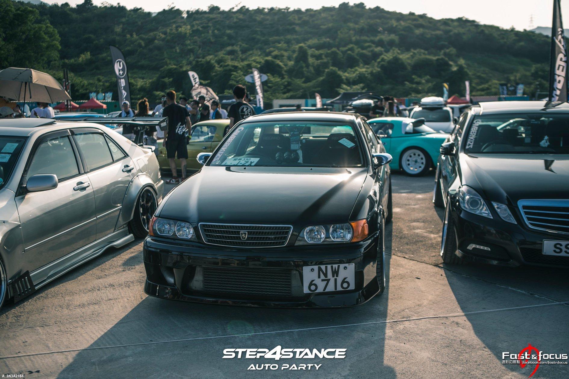 昨天300多部改装车大聚会，怪不得人们都说香港是玩车天堂！