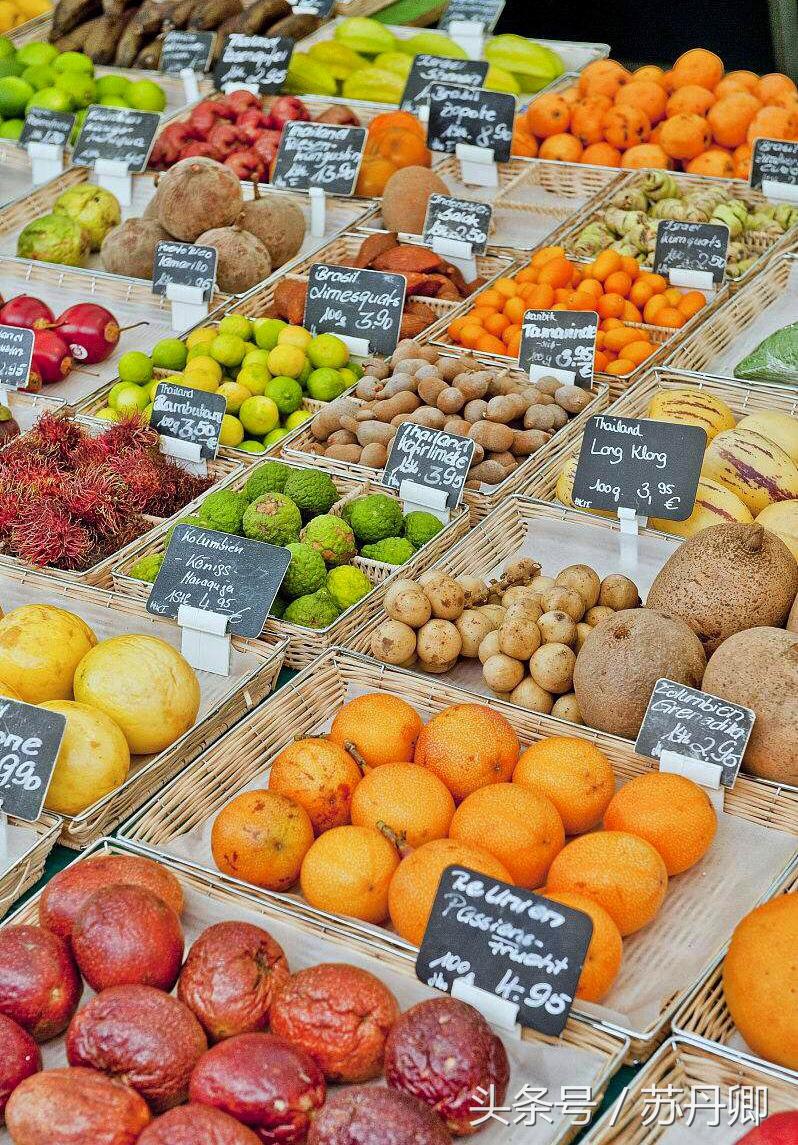 中国游客在德国买水果，12.8欧元1公斤的樱桃直呼真不贵