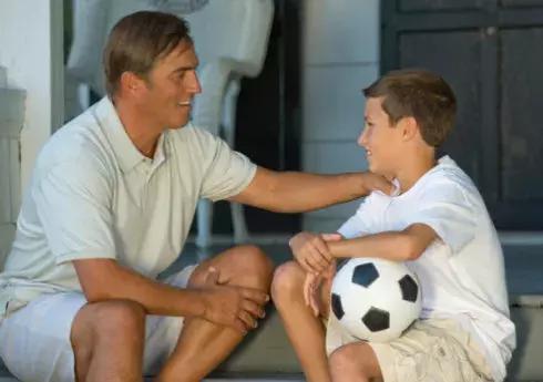 叛逆期家长和老师沟通技巧,女儿青春叛逆期家长怎么去沟通