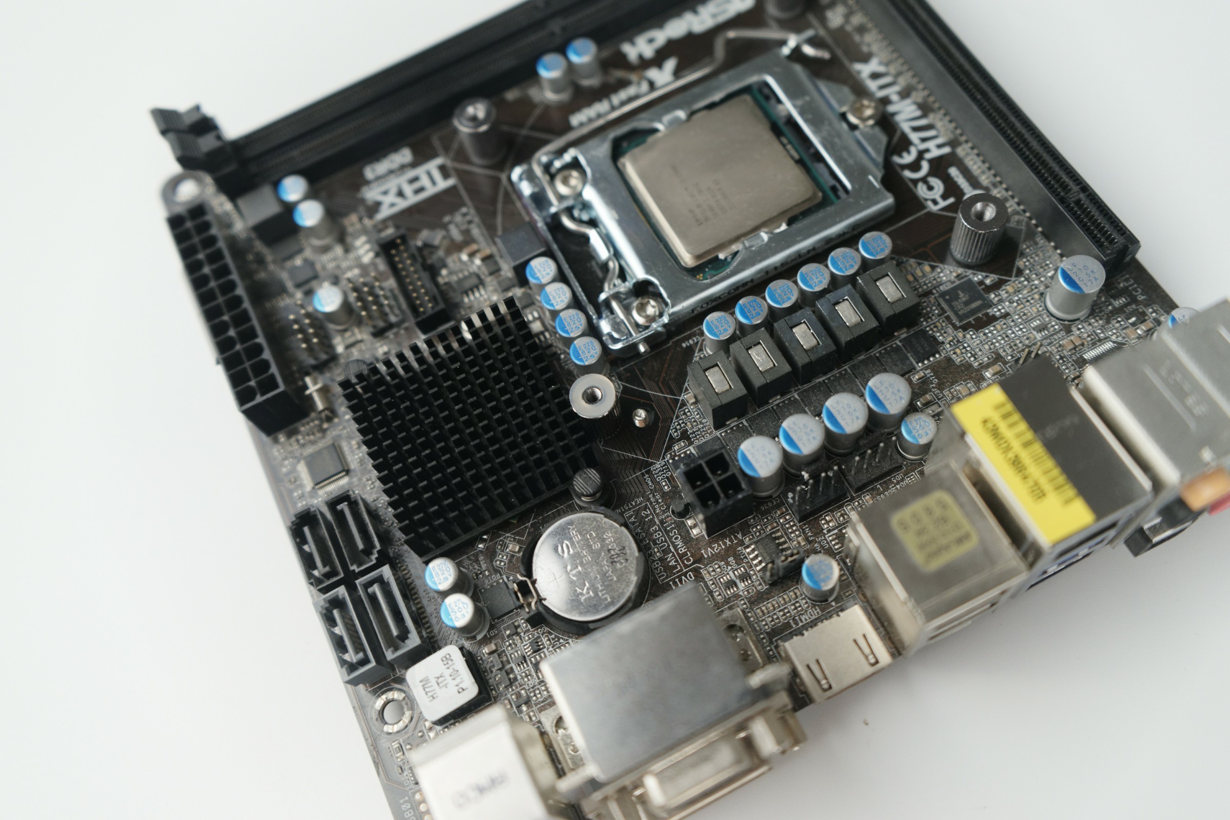 天热了汽车需要更换冷却液吗,天热师傅修空调的说说