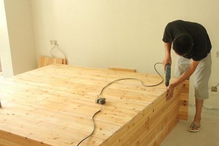 板式衣柜被淘汰了吗,实木衣柜被淘汰了吗