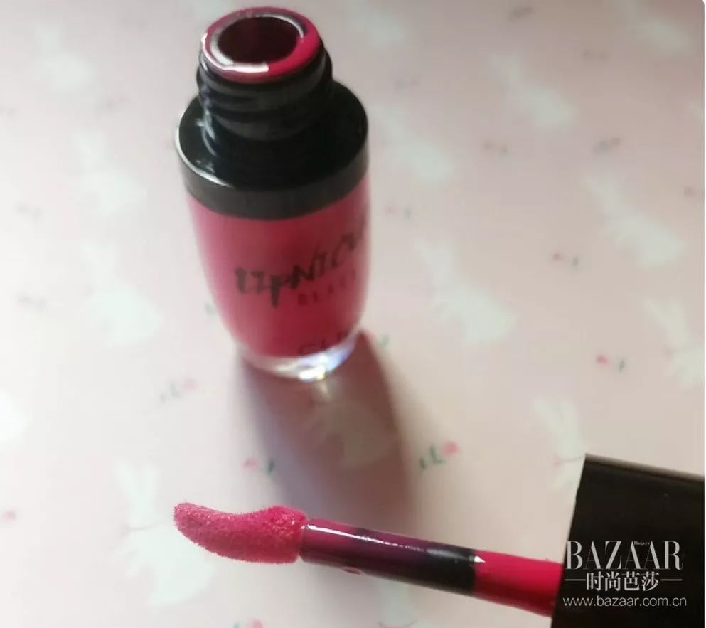 滋润但是不油腻口红,口红哪个滋润不沾杯效果好