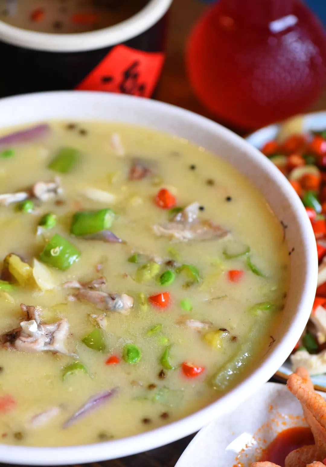 去晚1分钟排队2小时！这成都火到昆明的餐馆，店名竟误导了无数人