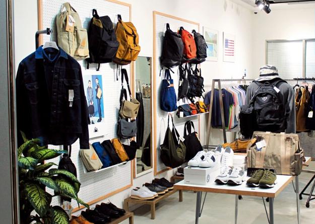 自己做皮鞋卖赚钱吗,做皮鞋生意去哪里看货源