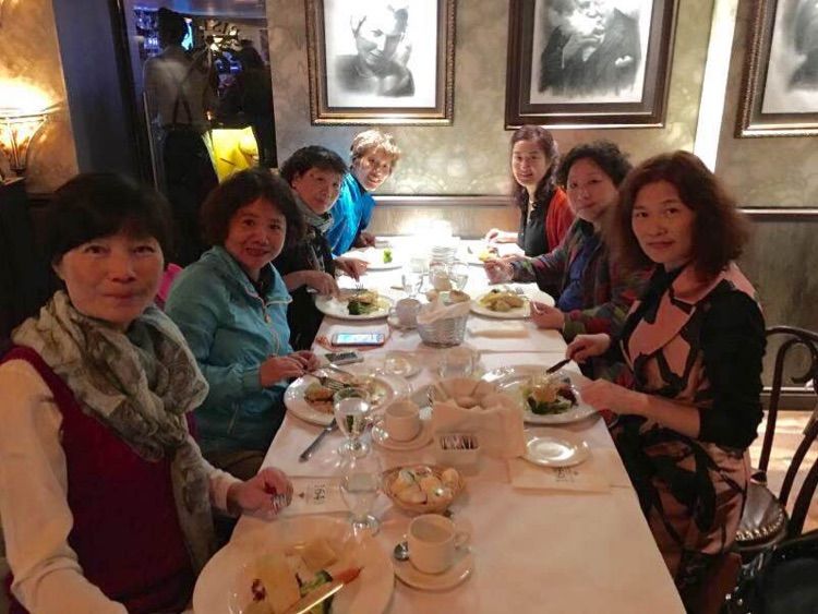 八位佳人在远方——初中闺蜜团加拿大游之美好印记