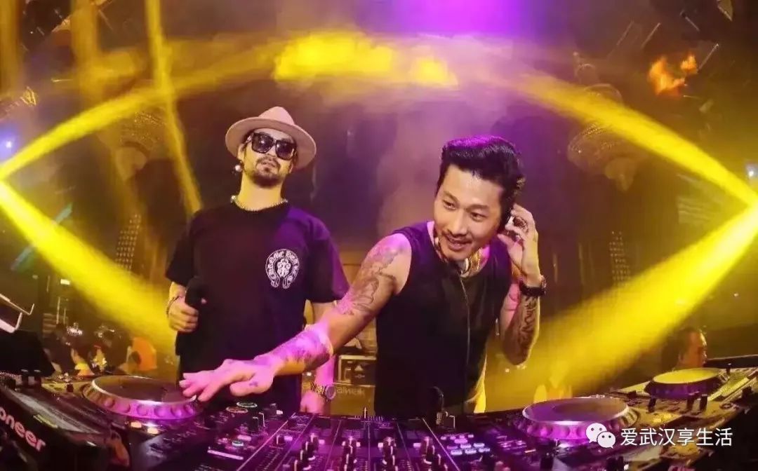 2018世界杯在哪里直播,武汉世界杯赛程