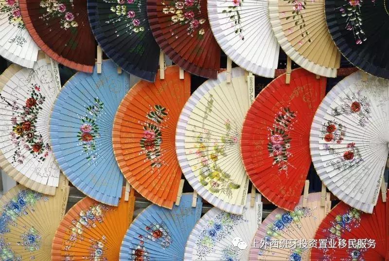 去西班牙带什么礼物送人好,西班牙伴手礼适合送人的