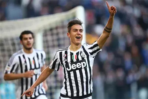 从姐弟恋到保姆上位世界杯球星背后的女人都不简单