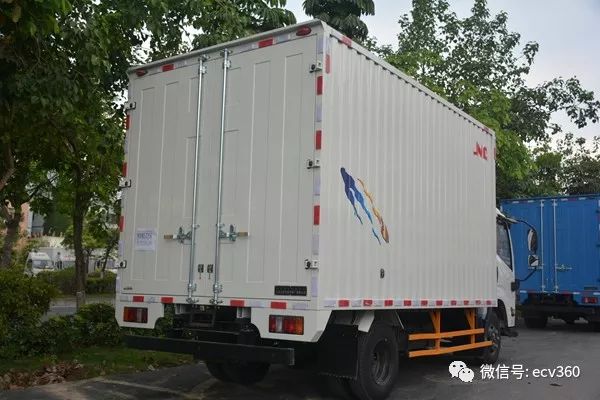 江铃凯运21款,江铃凯运4.2米宽体重载货车尺寸