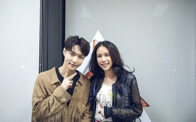 努力努力再努力张艺兴微博,努力努力再努力张艺兴作文