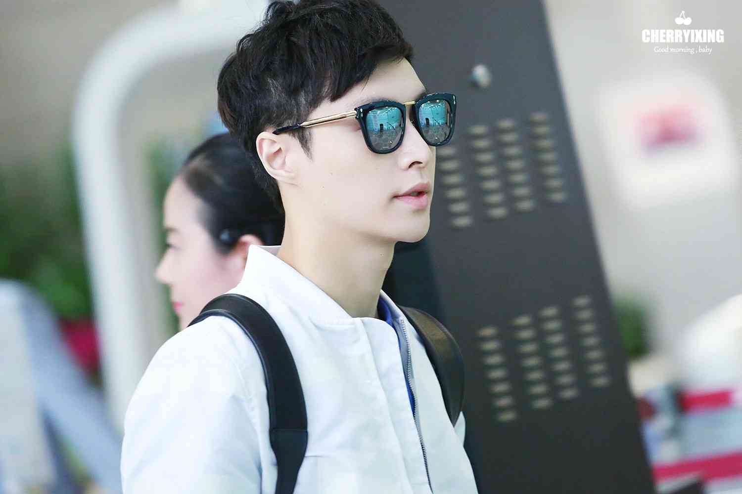 努力努力再努力张艺兴微博,努力努力再努力张艺兴作文