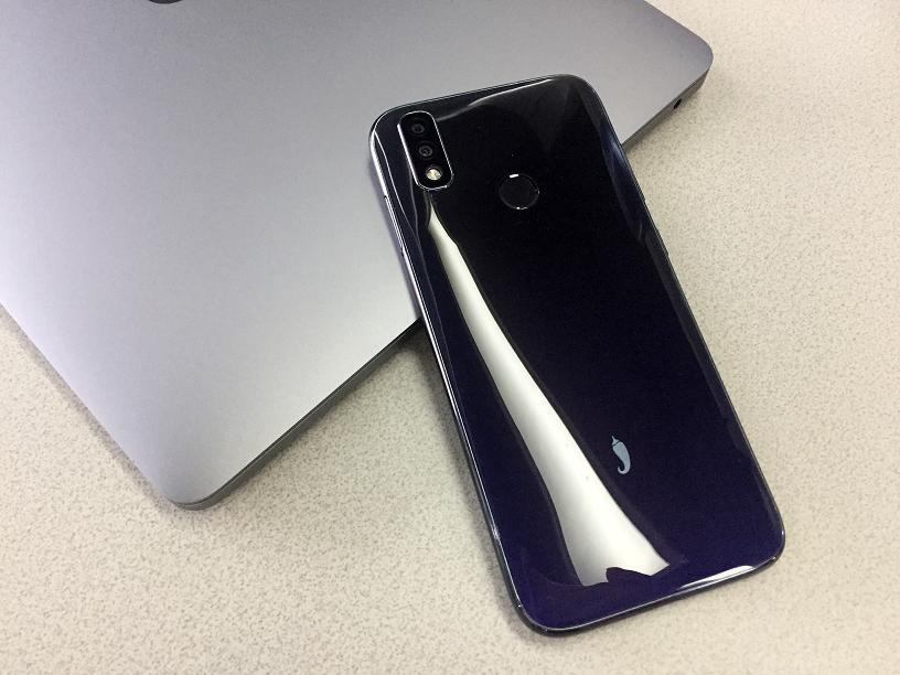 小米两千元以内性价比最高的手机,国产手机巨头走下神坛