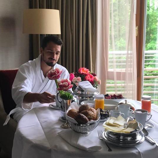 世界杯球星西装霸气出场,世界杯德国队男团西装出场