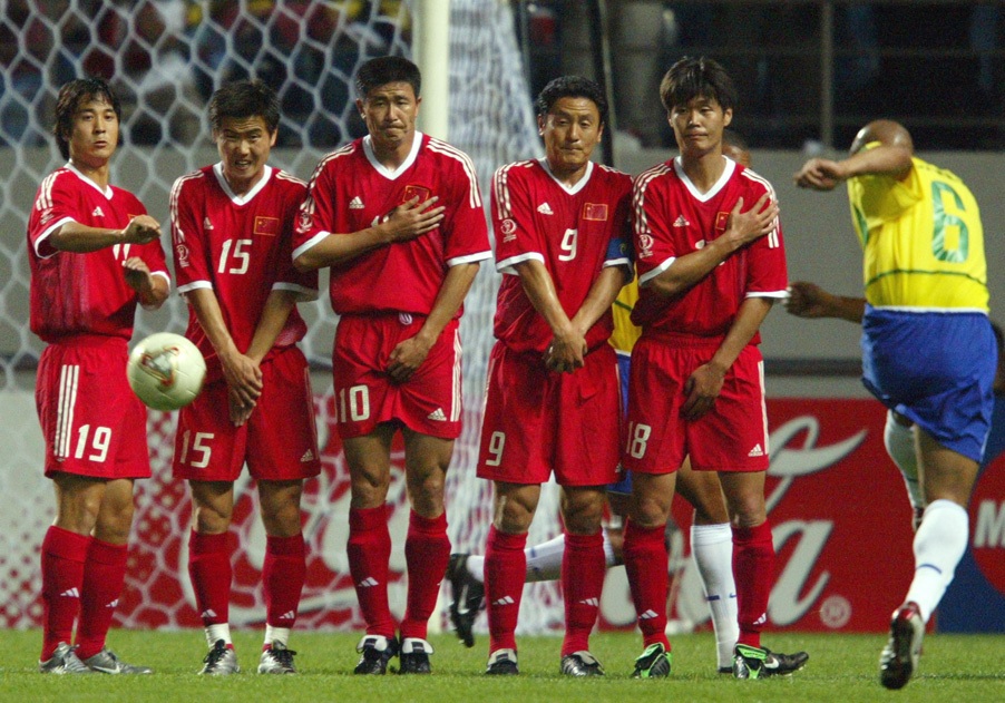 一句话形容中国足球,说中国足球的经典语句