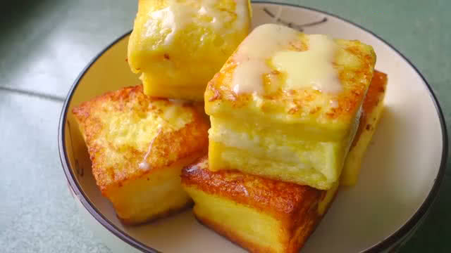 牛奶西多士的做法家庭版,花生酱夹心牛奶西多士