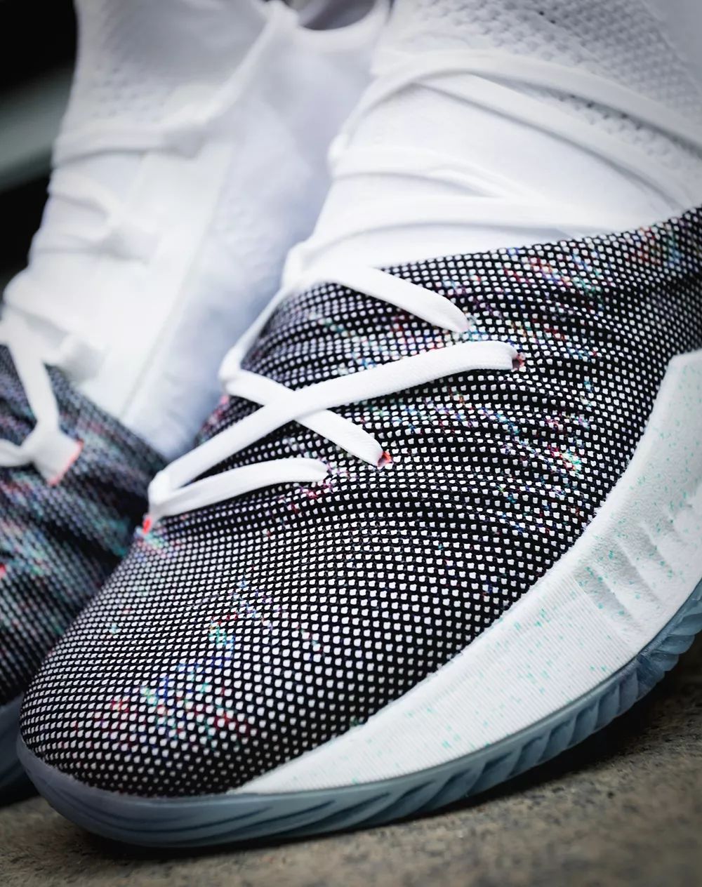 库里战靴7开箱,穿上库里专属球鞋感受极致脚感