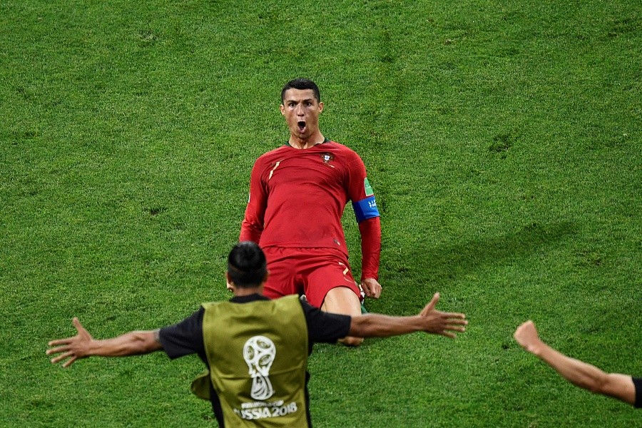 穆里尼奥评价c罗欧洲杯夺冠,葡萄牙穆里尼奥评价c罗