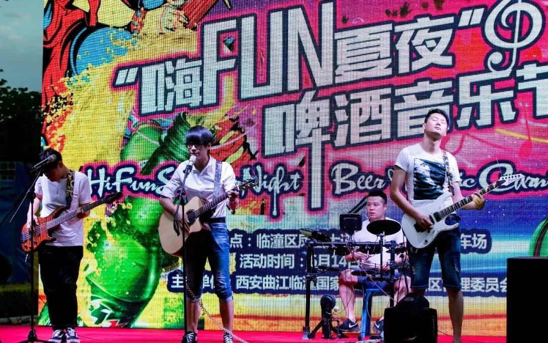 带上你的SuperHero，一起留下最温暖的回忆！