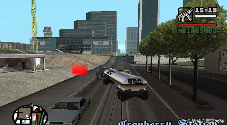 圣安地列斯骑摩托车追油罐车,圣安地列斯油罐车抢劫