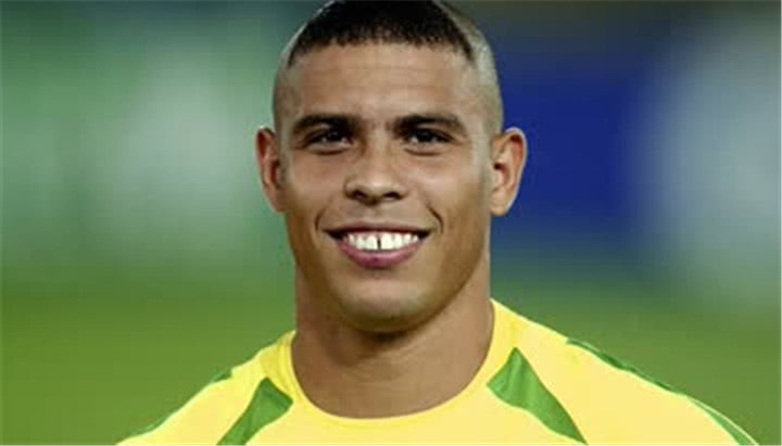 大罗小罗c罗梅西小贝谁最厉害,大罗小罗c罗j罗有血缘关系吗