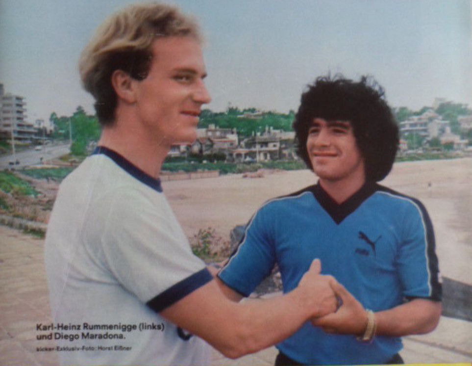 全套德国装备支持德国队，升级骨伽外设