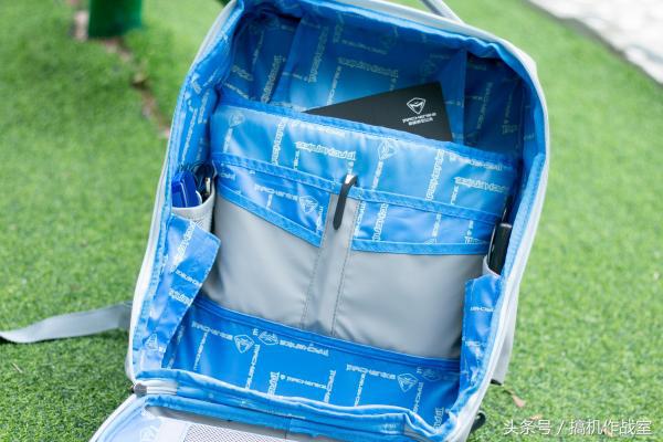 机械师空间站电脑包测评,机械师空间站双肩包测评