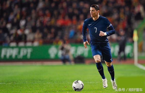 世界杯足球巨星都开的是什么豪车,世界杯巨星豪车