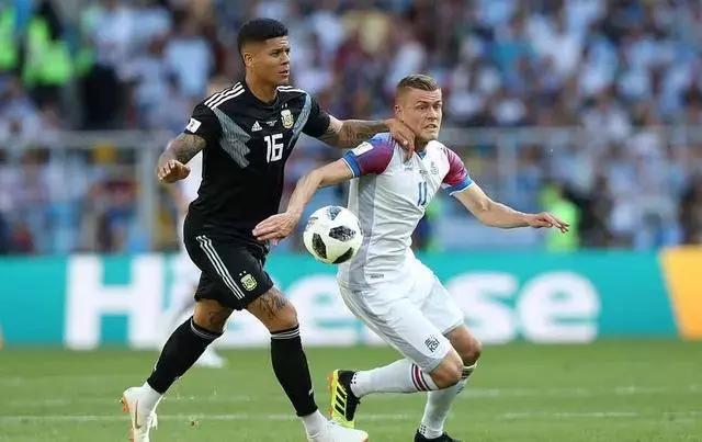 冰岛世界杯惊艳全场,冰岛闯入世界杯有多不可思议