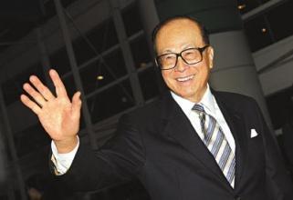 李嘉诚：千万别让浮躁毁了你的前途，趁年轻，赶紧放下手机多学习