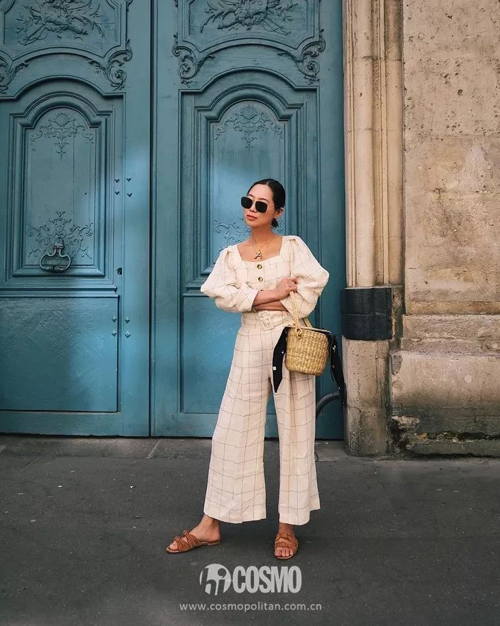 刘雯穿hogan牌子鞋,刘雯穿的小黑鞋运动鞋