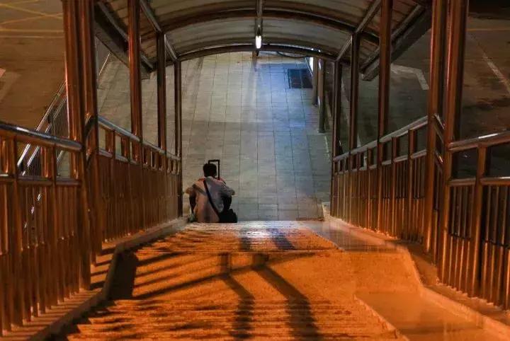 月薪1万在深圳能存多少钱,在深圳有什么副业收入