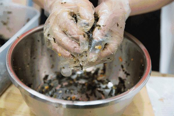 学生最爱吃的炒饭是什么炒饭,学生时代最爱吃的肉松饼