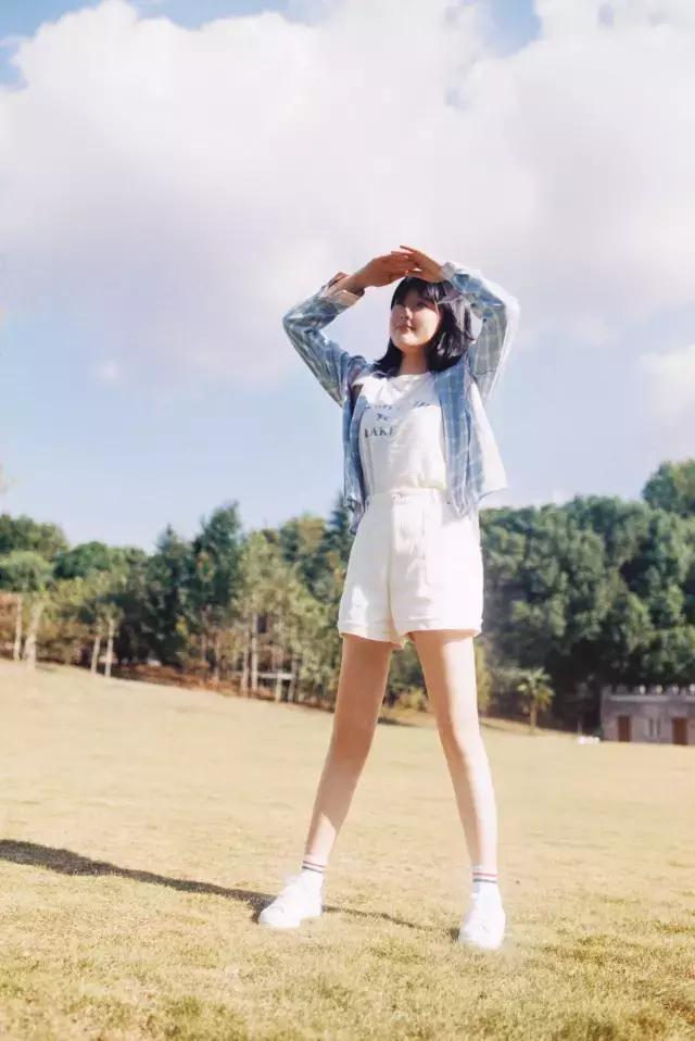 夏天拍照必备的10件衣服,夏季拍照服饰搭配图片