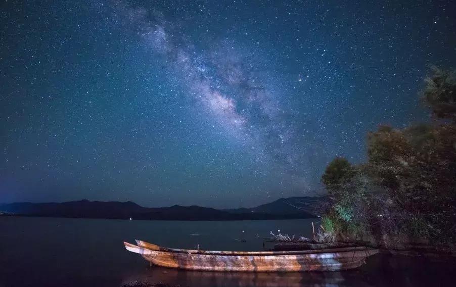 西昌泸沽湖住宿酒店推荐好一点,泸沽湖自由行住宿推荐