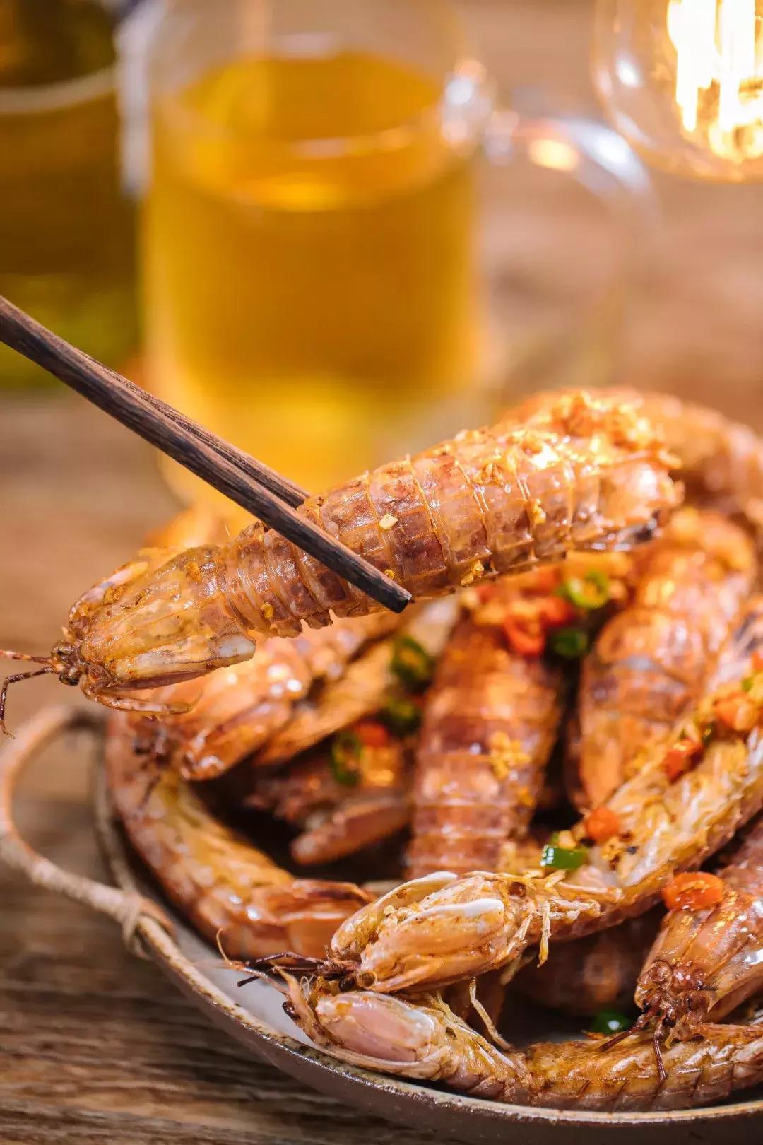 厨房小白也能做的吮指椒盐皮皮虾,椒盐皮皮虾怎么才能炸得酥脆