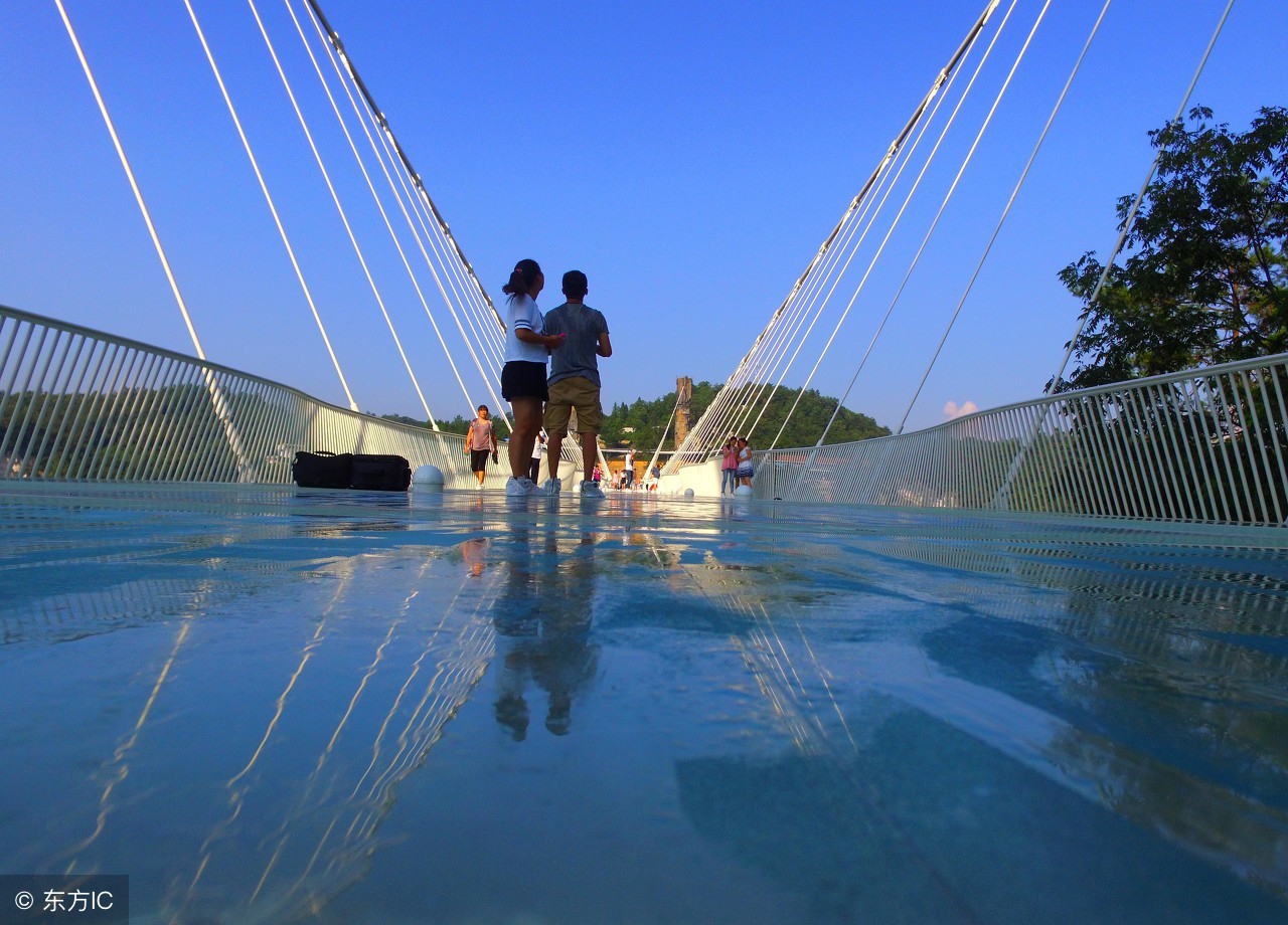 浙江新昌玻璃栈道,浙江平湖玻璃栈道