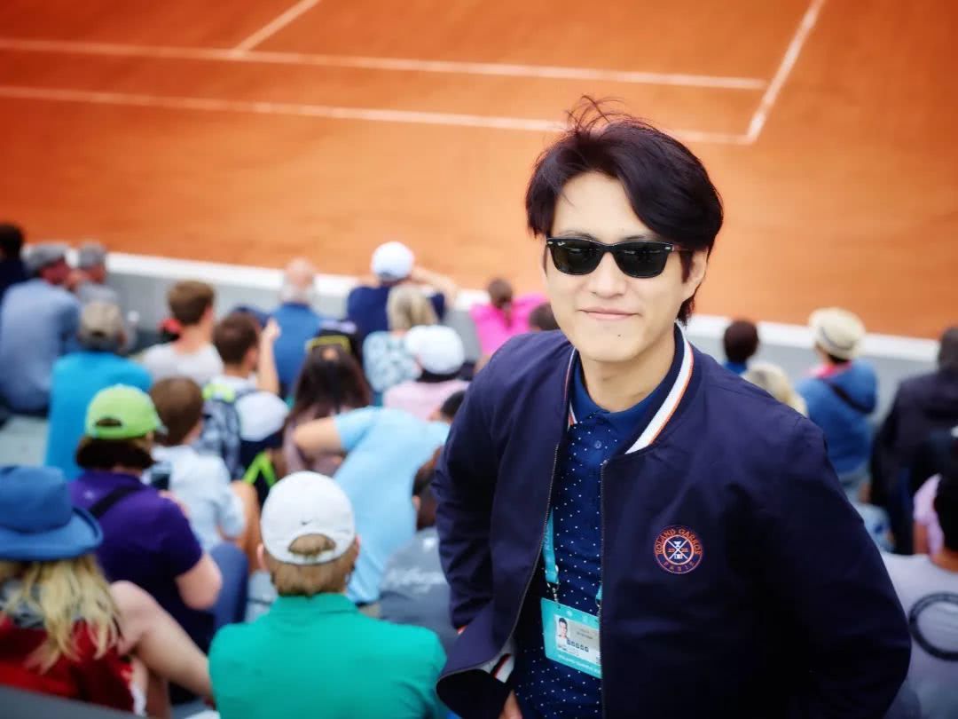 “老干部”靳东神预测世界杯是什么梗？今天竟然被刷屏了！