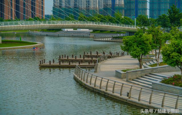 这里不是曼哈顿，却是无锡东大门的核心