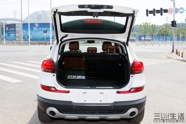 年轻人的第一台suv观致5,观致5suv功能介绍