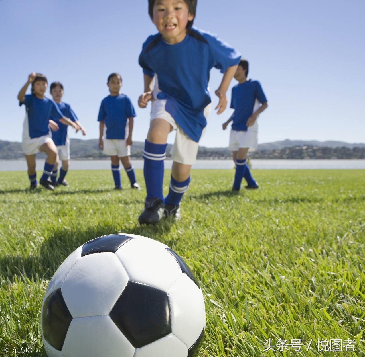 足球技术教学与训练的教学重点,足球基础训练校园足球