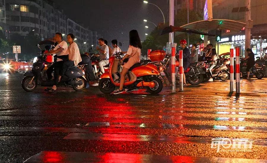 在宜春,1988年出生的人,现在账户上有多少钱?