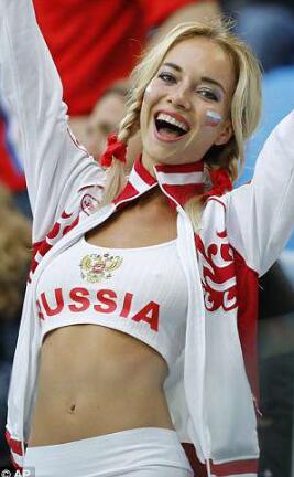 俄罗斯最美的女明星是谁,世界杯最出名女球迷