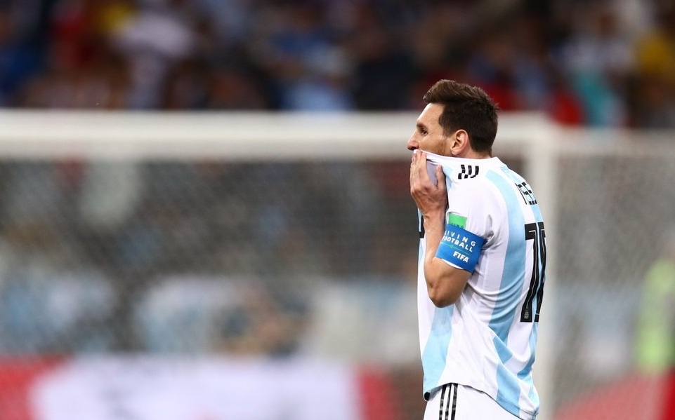 阿根廷3-0击败克罗地亚梅西罚点球,阿根廷0比3惨败克罗地亚赛程