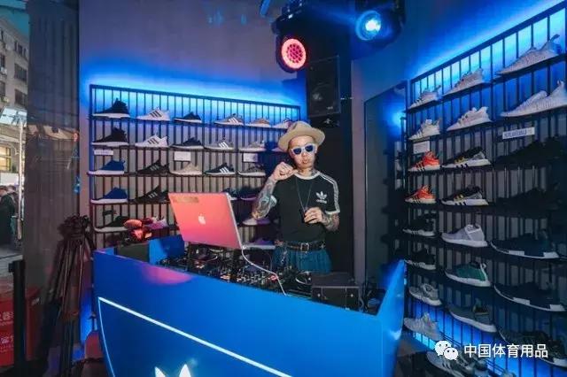 耐克adidas,耐克阿迪达斯fila