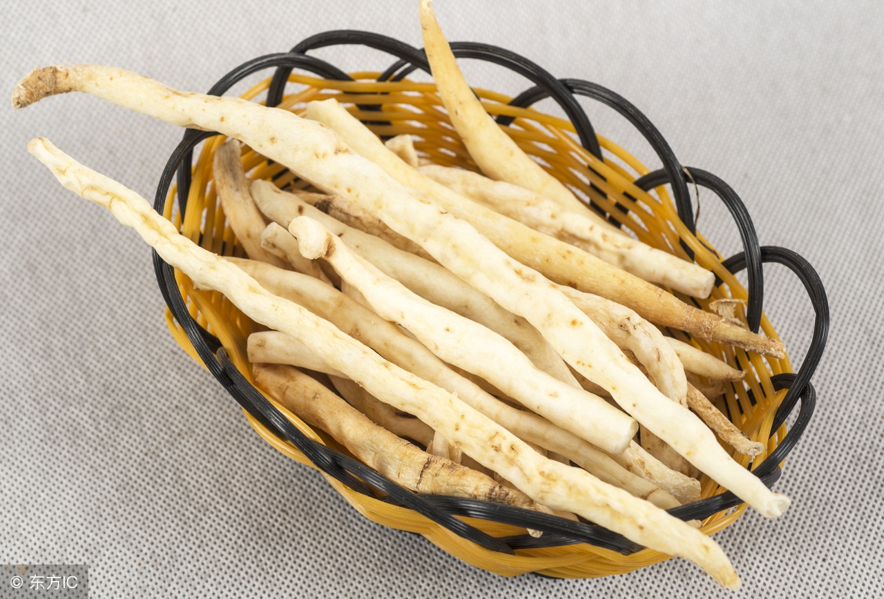 阴虚潮热流汗吃什么中药,阴虚口干舌燥哪几味中药泡水喝