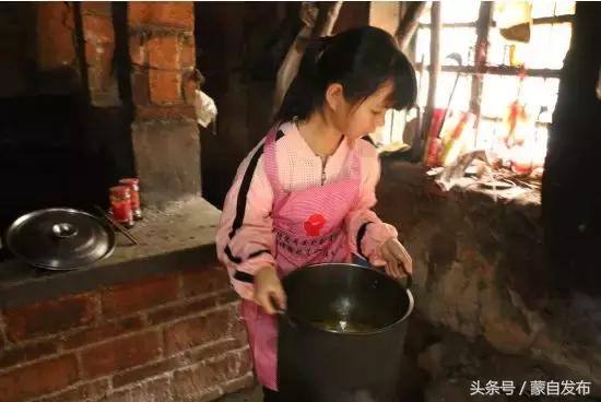 这两个女孩……万万没想到啊！